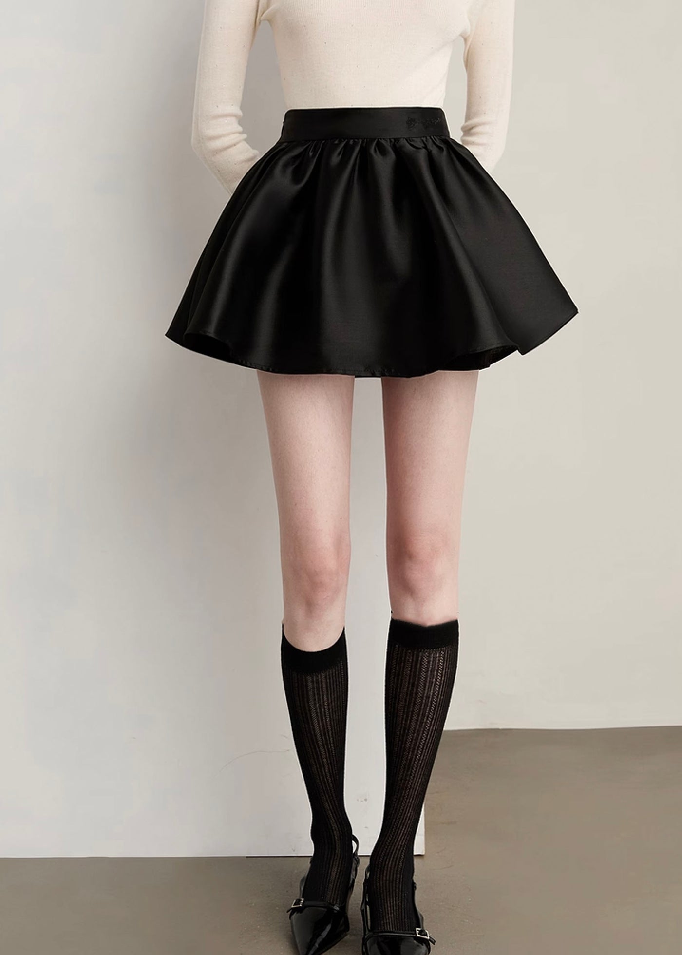 サテンハイウエストフレアミニスカート