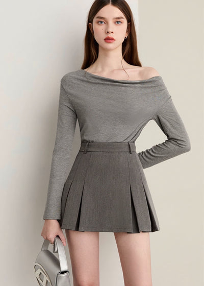 タックプリーツミニスカート