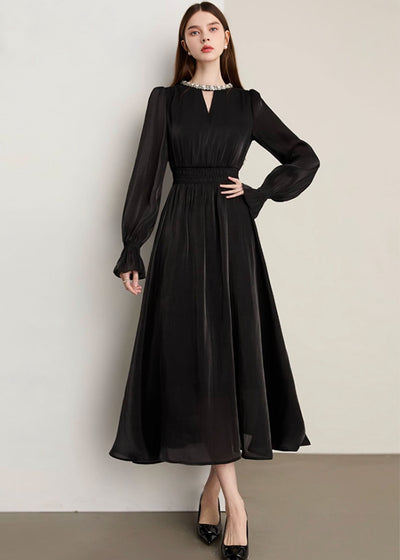 ビジューネックフィットフレアロングドレス