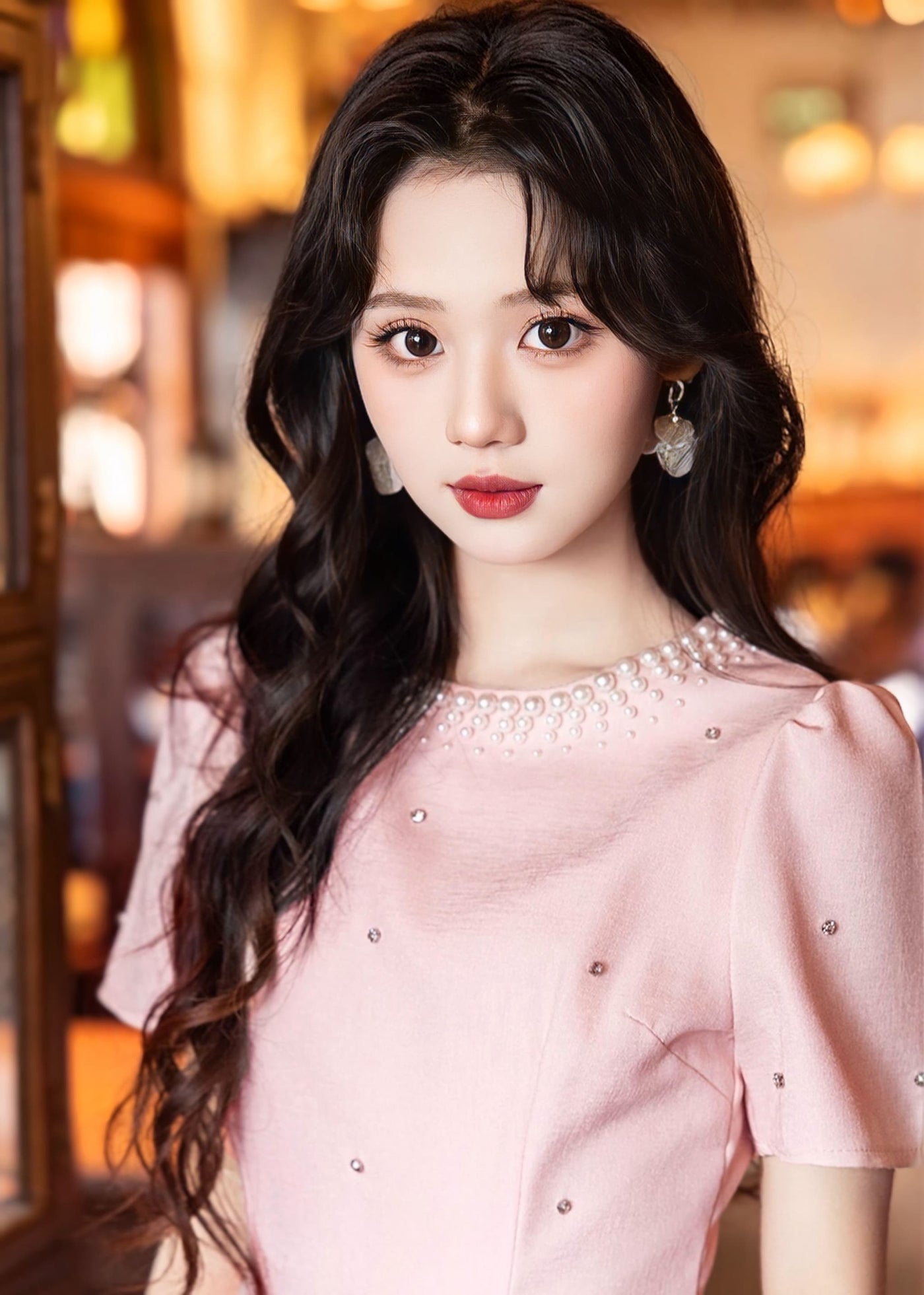 パールネックビジューミニドレス